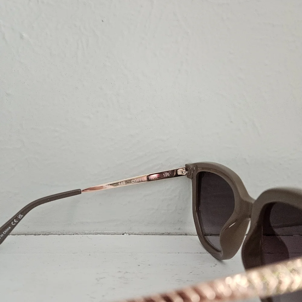 NWOT Quay Coffee Run Sunglasses - Picture 7 of 8